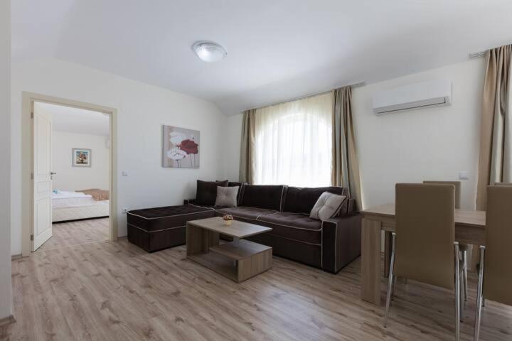 Zevs Residence Nesebar Exteriör bild